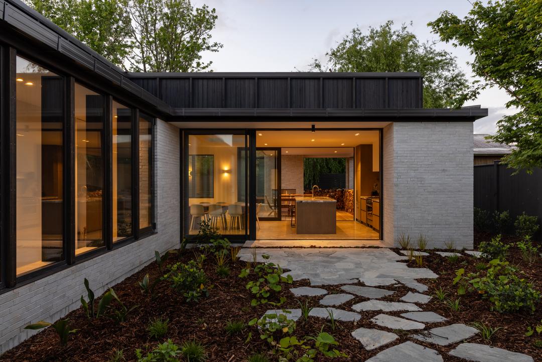 LOWE HOUSE - MATAKANA